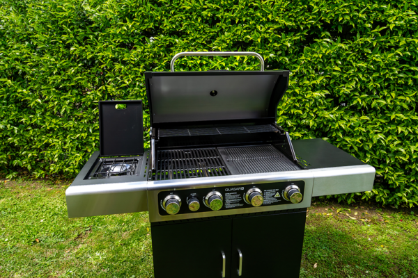 gasmate quasar 4 burner gas bbq insitu open GM172 202